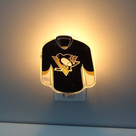 Pittsburgh Penguins Night Light - Picture 5 of 6